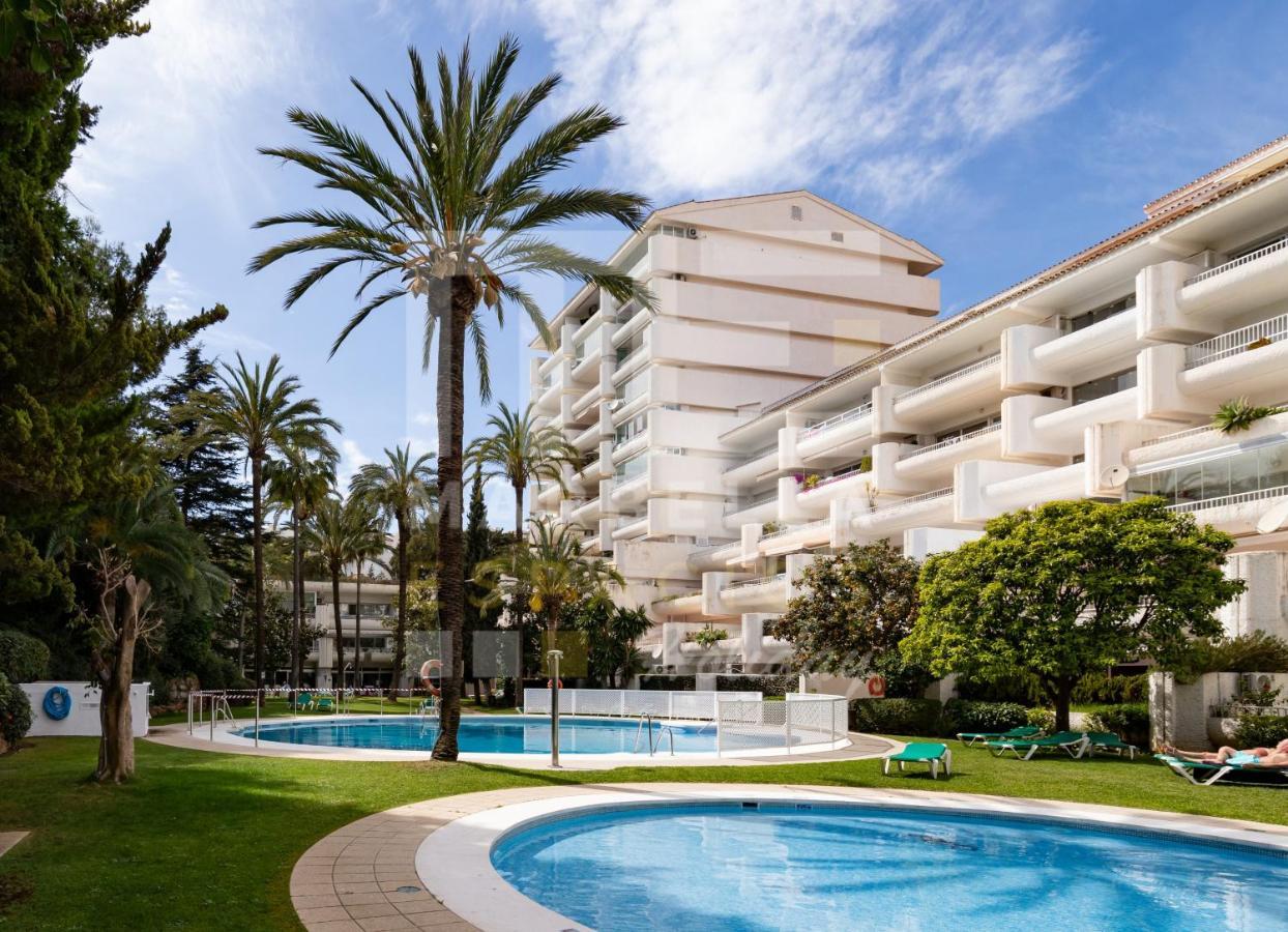 Suite 208, Close To The Beach, 2 Bedroom,Golden Mile Marbella Exteriör bild