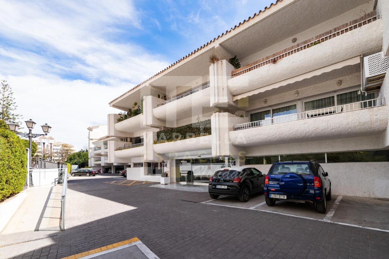 Suite 208, Close To The Beach, 2 Bedroom,Golden Mile Marbella Exteriör bild